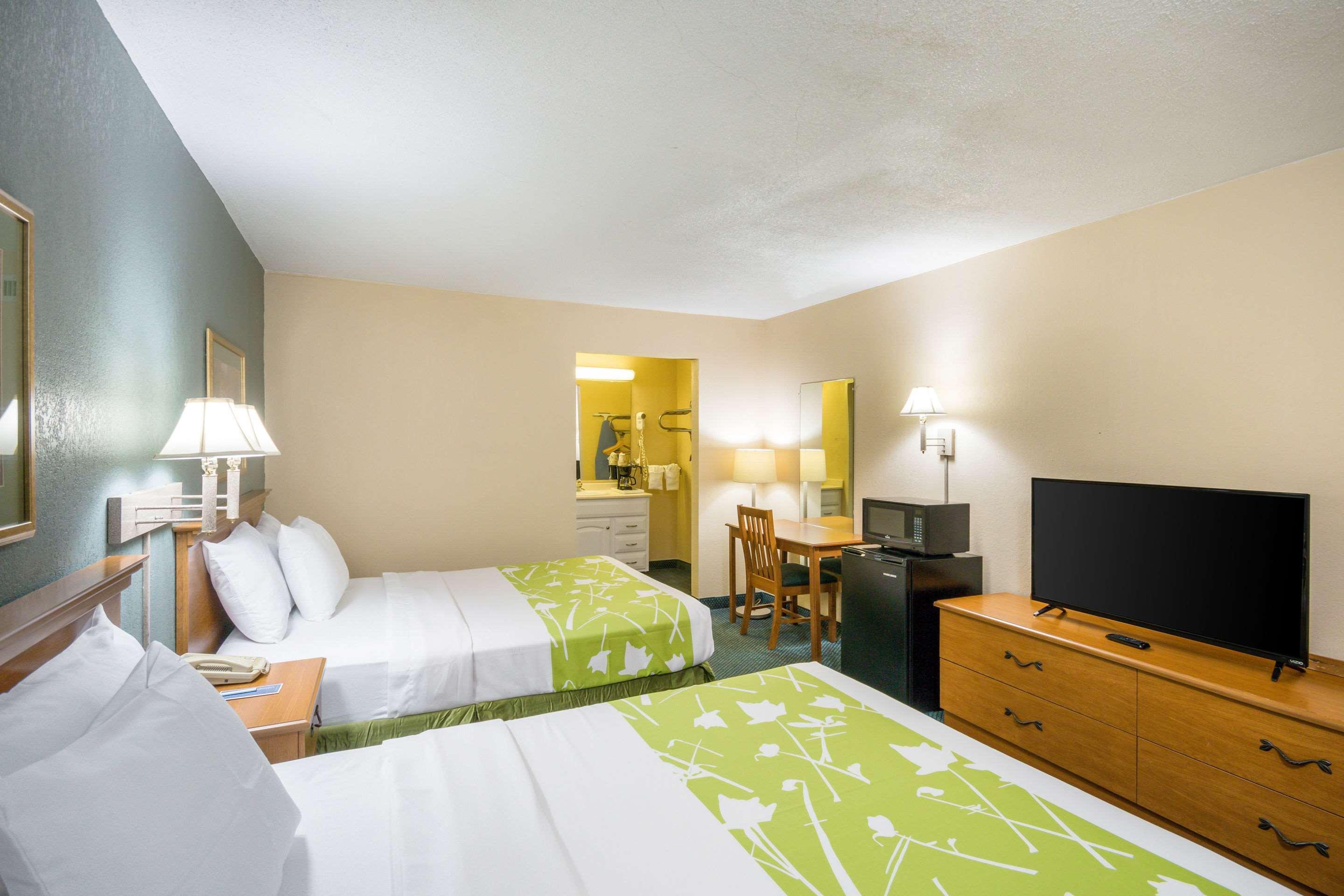 Rodeway Inn And Suites Portsmouth Luaran gambar