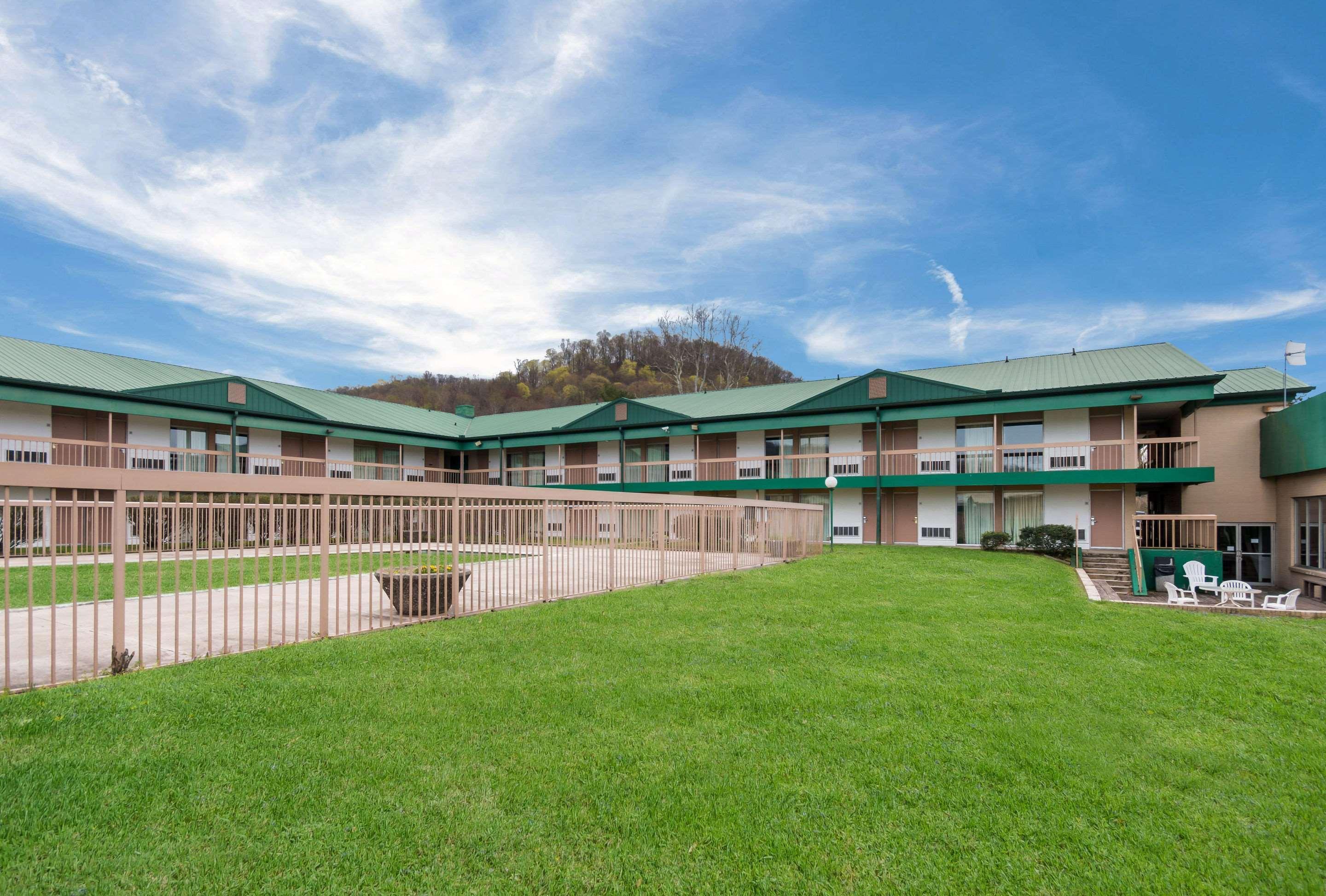 Rodeway Inn And Suites Portsmouth Luaran gambar
