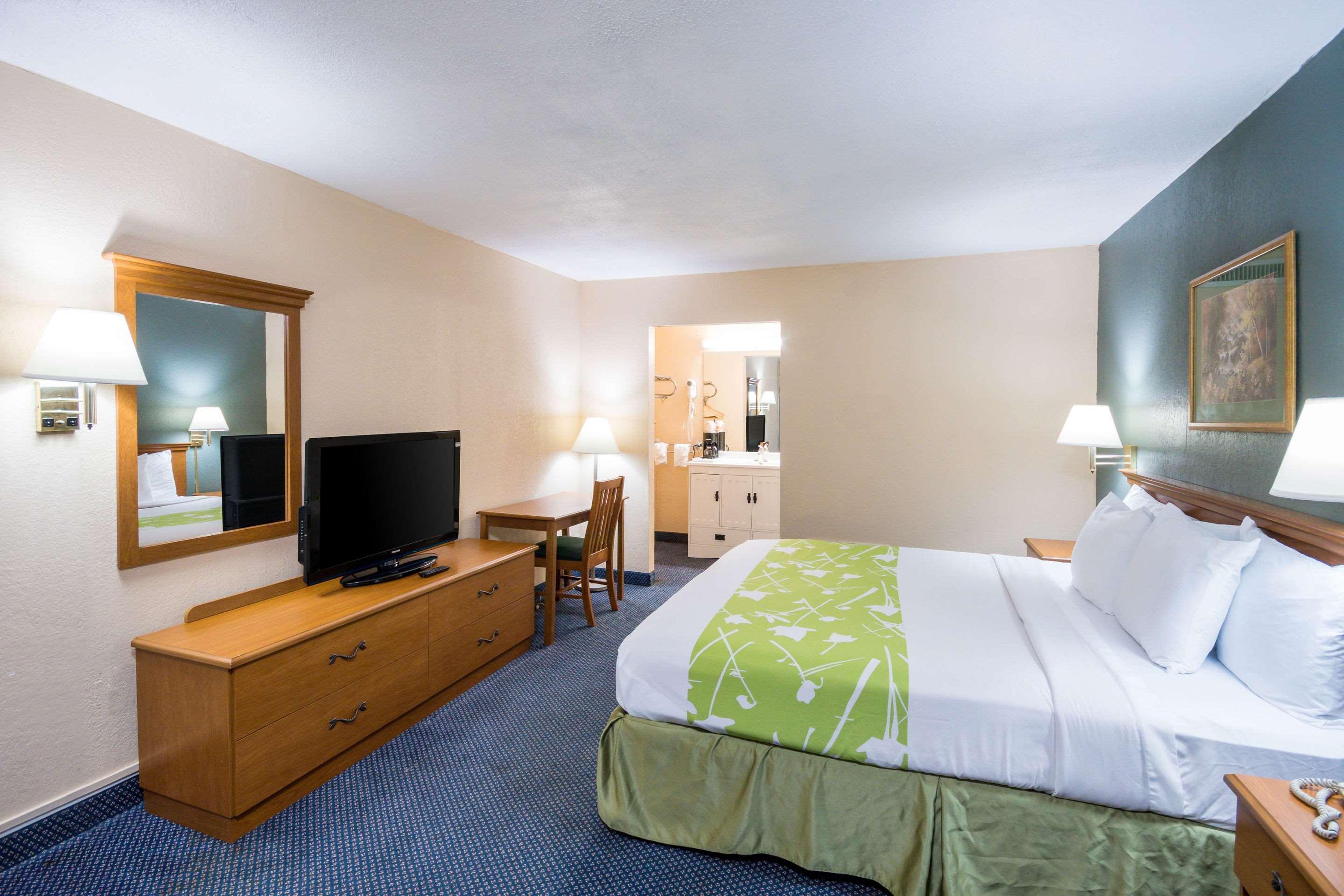Rodeway Inn And Suites Portsmouth Luaran gambar
