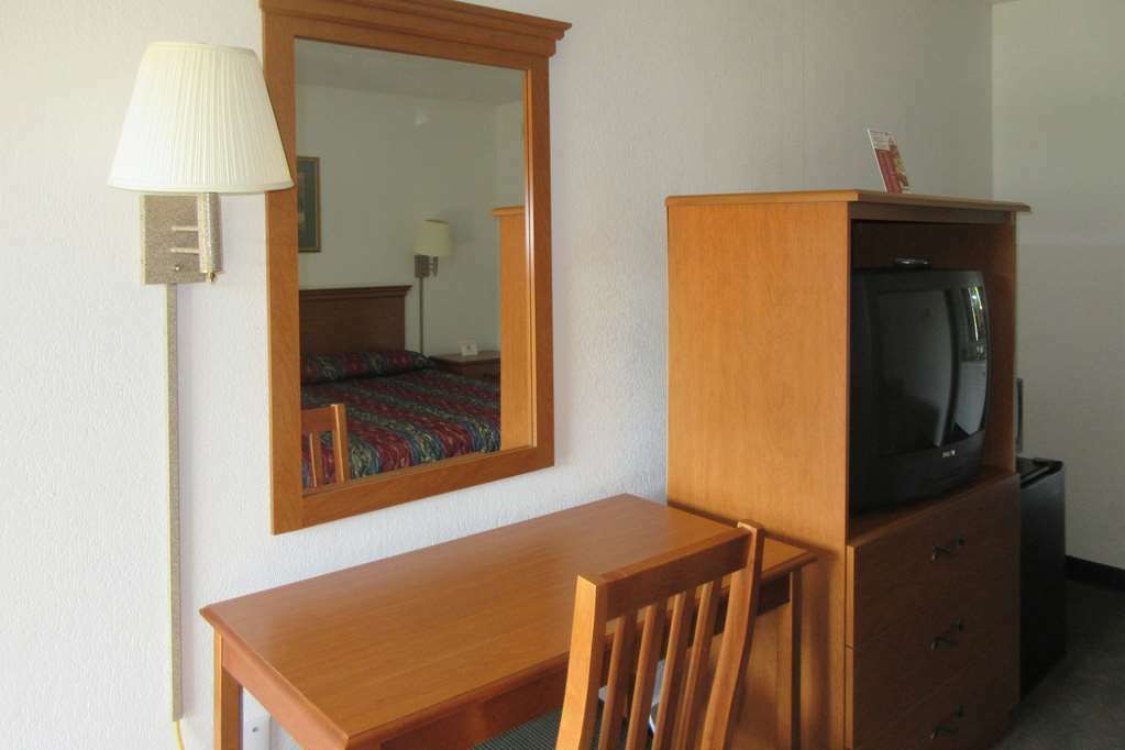 Rodeway Inn And Suites Portsmouth Bilik gambar